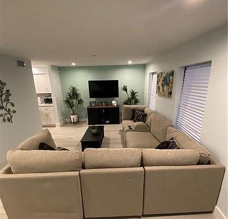 42 Madrid Ln