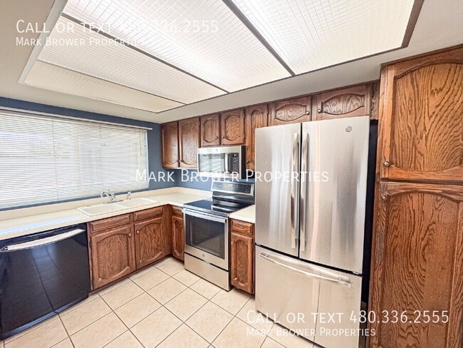 2315 W El Alba Way in Chandler, AZ - Building Photo - Building Photo