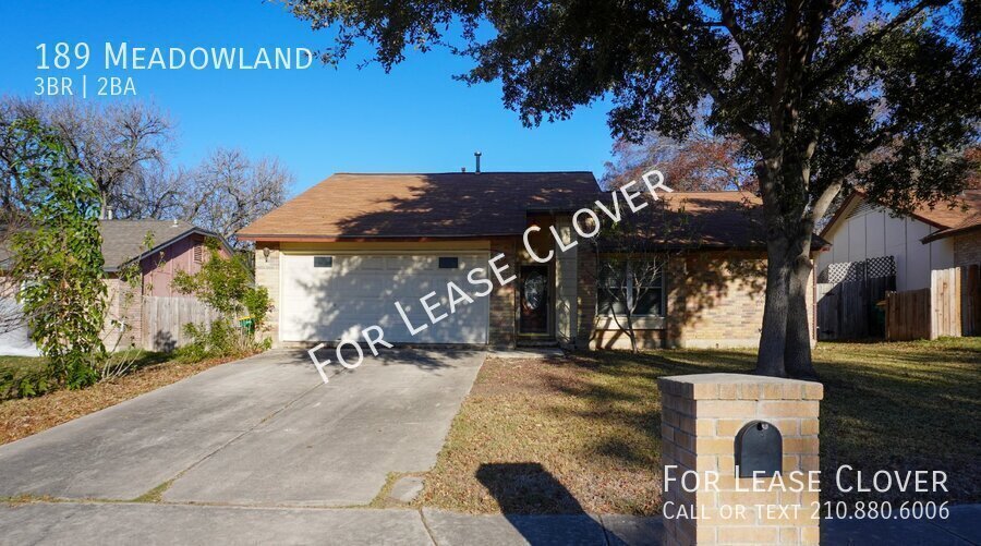 189 Meadowland in Universal City, TX - Building Photo