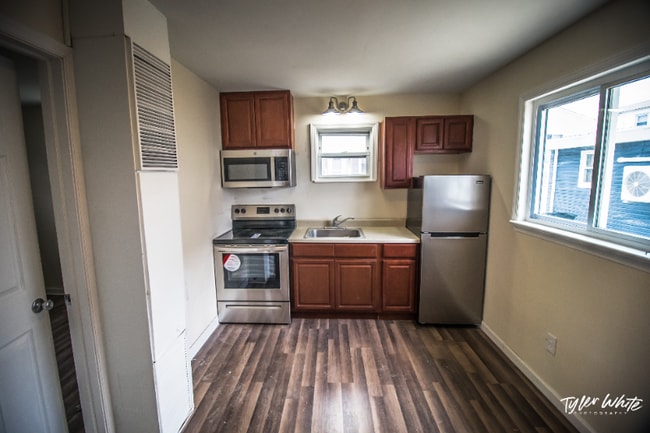 542 W Maple Ave in West Wildwood, NJ - Building Photo - Building Photo