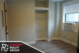 503 W Belmont Ave, Unit 5I in Chicago, IL - Building Photo - Building Photo