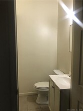 976 Iranistan Ave in Bridgeport, CT - Building Photo - Building Photo