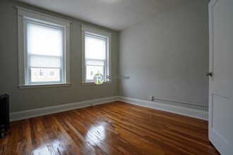 217 Kelton St, Unit 2 in Boston, MA - Building Photo - Building Photo