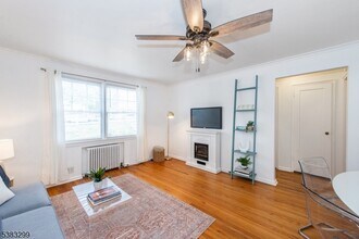 349 Bloomfield Ave in Verona, NJ - Building Photo - Building Photo