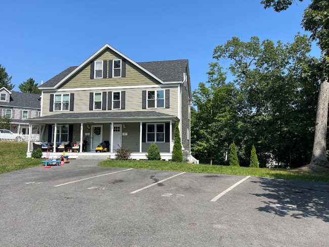 27 Williams St in Methuen, MA - Building Photo - Building Photo