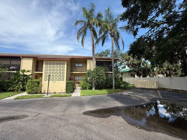 2531 Bayshore Gardens Pkwy in Bradenton, FL - Building Photo - Building Photo
