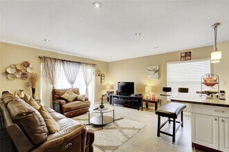 505 S Pine Island Rd, Unit 307 in Plantation, FL - Building Photo - Building Photo