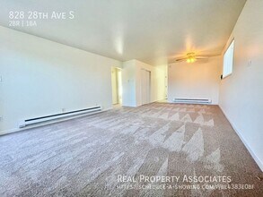 828 28th Ave S in Seattle, WA - Building Photo - Building Photo