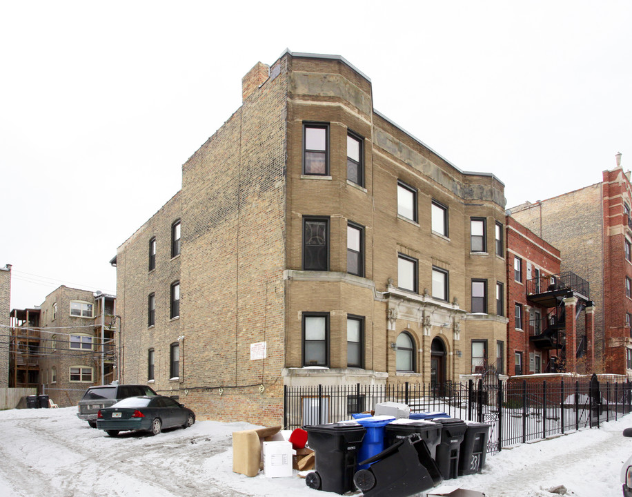 831-33 W Windsor Ave in Chicago, IL - Building Photo