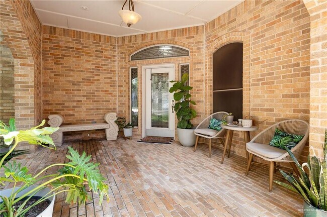 3301 Santa Olivia St in Mission, TX - Building Photo - Building Photo