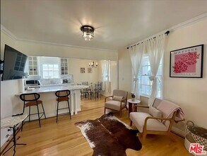 423 Ocean Ave in Santa Monica, CA - Building Photo - Building Photo