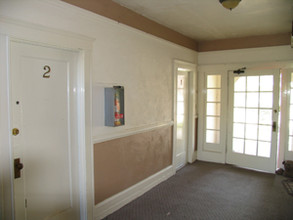 1804 Spring St in Paso Robles, CA - Building Photo - Building Photo