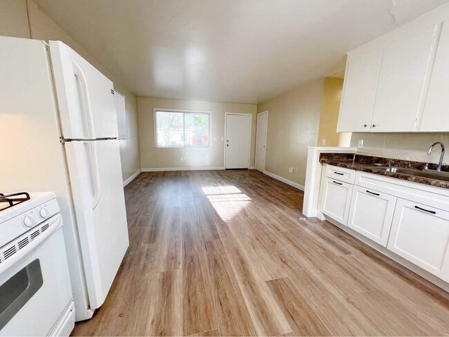 4160 Oro Ln in Diamond Springs, CA - Building Photo - Building Photo
