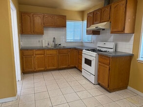 321 S New Ave in Monterey Park, CA - Building Photo - Building Photo