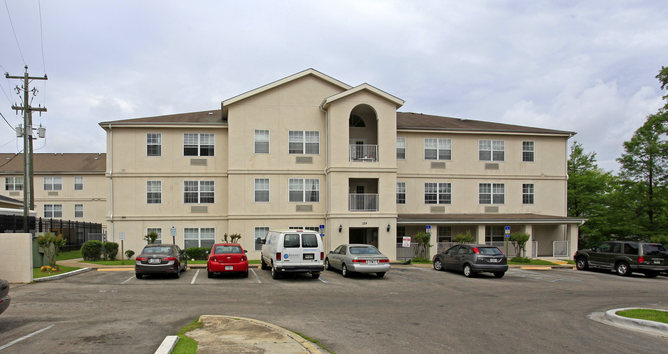 Bethel Towers in Tallahassee, FL - Building Photo