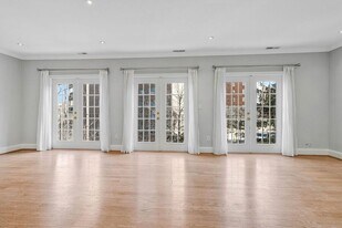 4305 Massachusetts Ave NW in Washington, DC - Building Photo