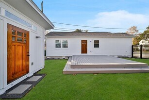 520 W 15th St in Houston, TX - Building Photo