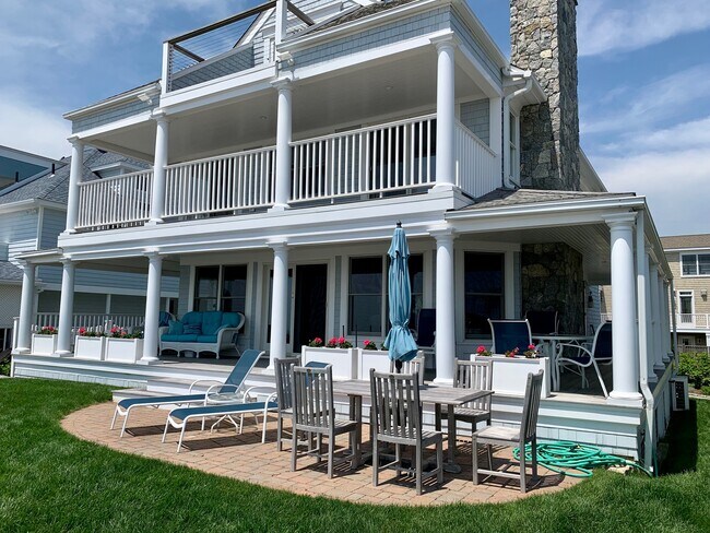 29 Parker Ln in Madison, CT - Building Photo - Building Photo
