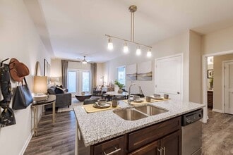 District Vue in Roanoke, VA - Building Photo - Building Photo