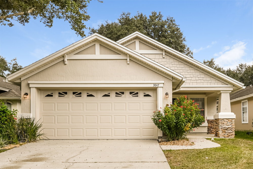 3847 Pebble Brooke Circle South in Orange Park, FL - Foto de edificio