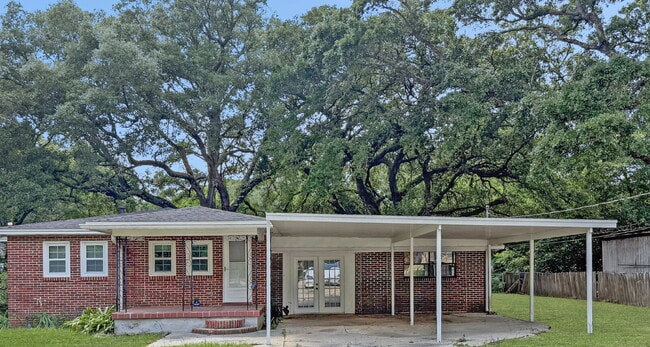 property at 635 Colbert Ave