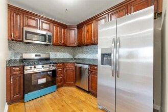 605 New York Ave in Union City, NJ - Building Photo - Building Photo