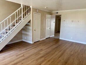 5640 Riverside Dr in Chino, CA - Building Photo - Building Photo