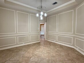 10013 Valona Dr in Austin, TX - Building Photo - Building Photo