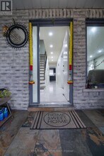 5125 Salishan Cir in Mississauga, ON - Building Photo - Building Photo