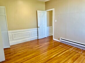 74 Egmont St in Brookline, MA - Building Photo - Building Photo