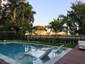 5911 Alton Rd in Miami, FL - Building Photo