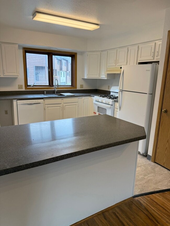 property at 3711 Carleton Ave