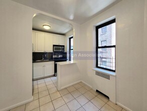 50 Overlook Terrace, Unit 3G in New York, NY - Building Photo - Building Photo
