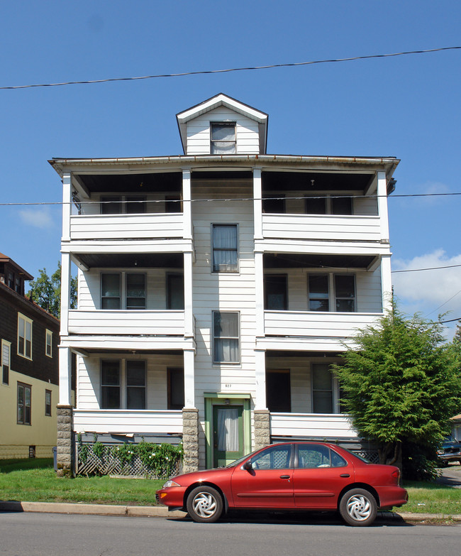 627 Cemetery St in Williamsport, PA - Building Photo - Building Photo