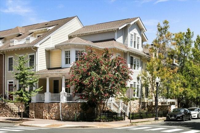 2863 11th St N in Arlington, VA - Building Photo - Building Photo