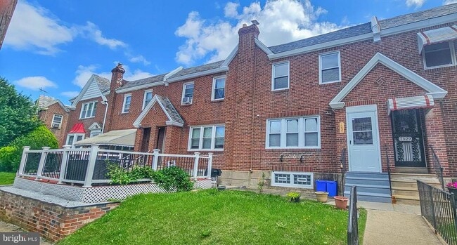 7531 E Tulpehocken St in Philadelphia, PA - Building Photo - Building Photo