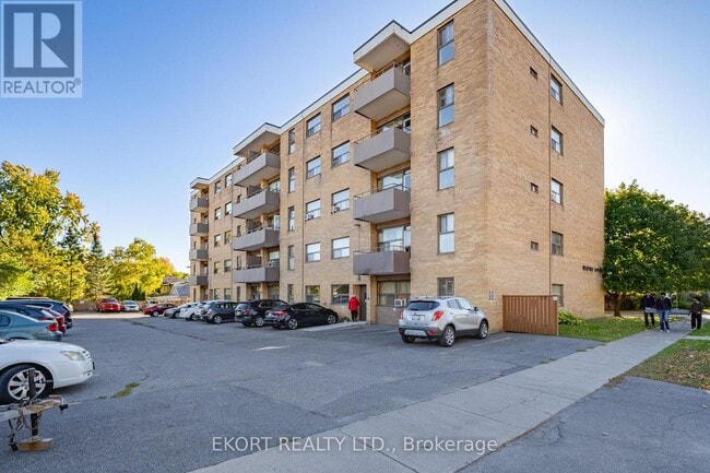 property at 255-255 George St