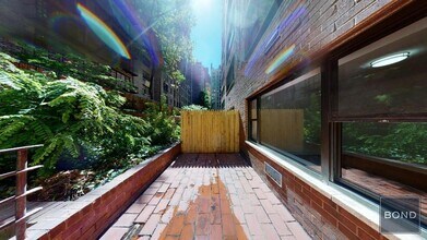 405 E 56th St in New York, NY - Building Photo - Building Photo
