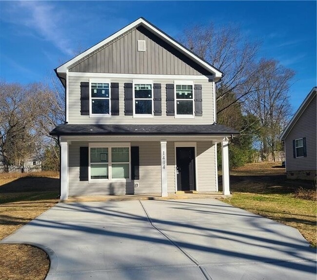 property at 1414 Mason St