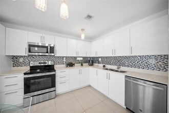 14474 SW 259th St in Homestead, FL - Building Photo - Building Photo