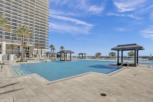 1830 S Ocean Dr, Unit 4708 in Hallandale Beach, FL - Foto de edificio - Building Photo