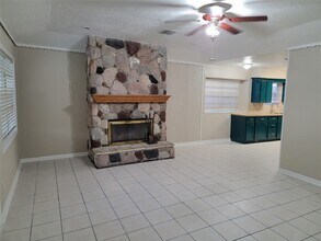 14510 Roundstone Ln in Houston, TX - Building Photo - Building Photo