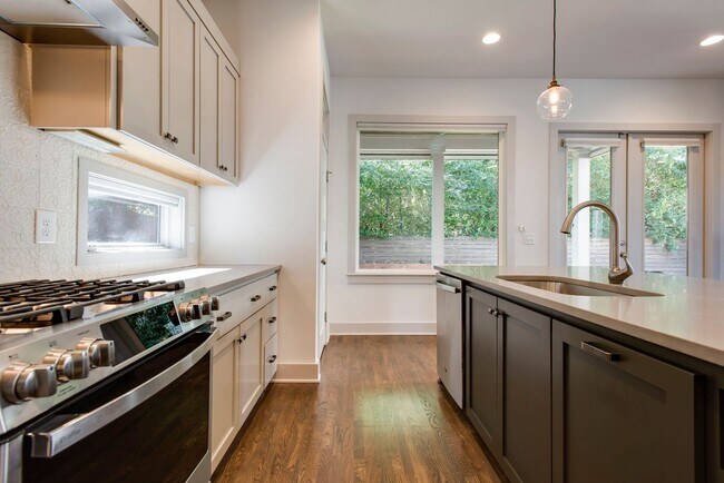 2007B Lombardy Ave in Nashville, TN - Building Photo - Building Photo