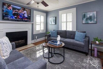 9531 Idlewild Rd in Charlotte, NC - Building Photo - Building Photo