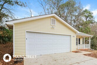 5862 Homestead Cir in Rex, GA - Building Photo - Building Photo