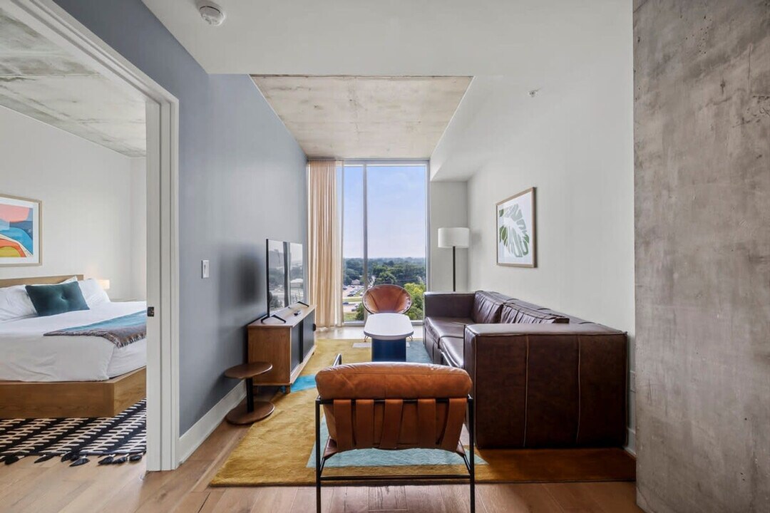 48 East Ave in Austin, TX - Building Photo