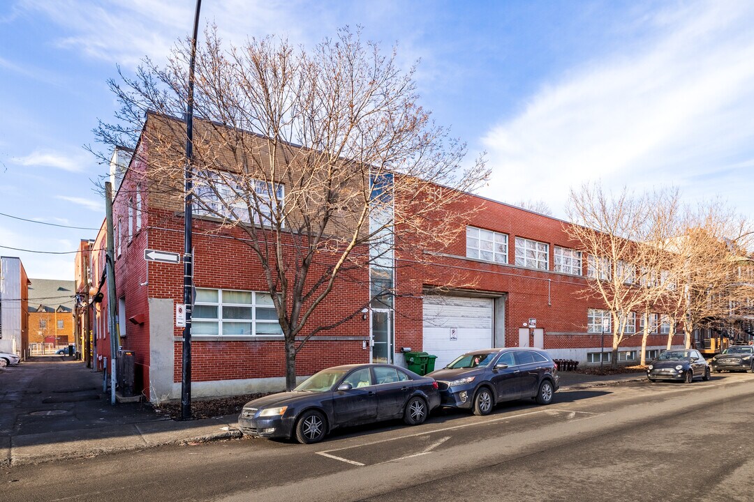 4212-4220 D'iberville St in Montréal, QC - Building Photo