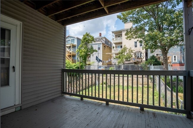 420 Saratoga St, Unit 2