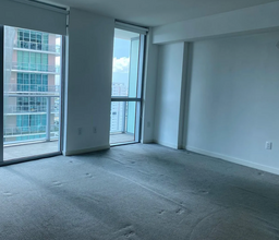 1100 S Miami Ave, Unit 2305 in Miami, FL - Building Photo - Building Photo