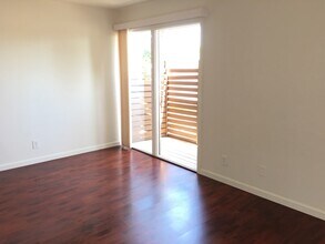 928 Adams St, Unit # 3 in Albany, CA - Building Photo - Building Photo